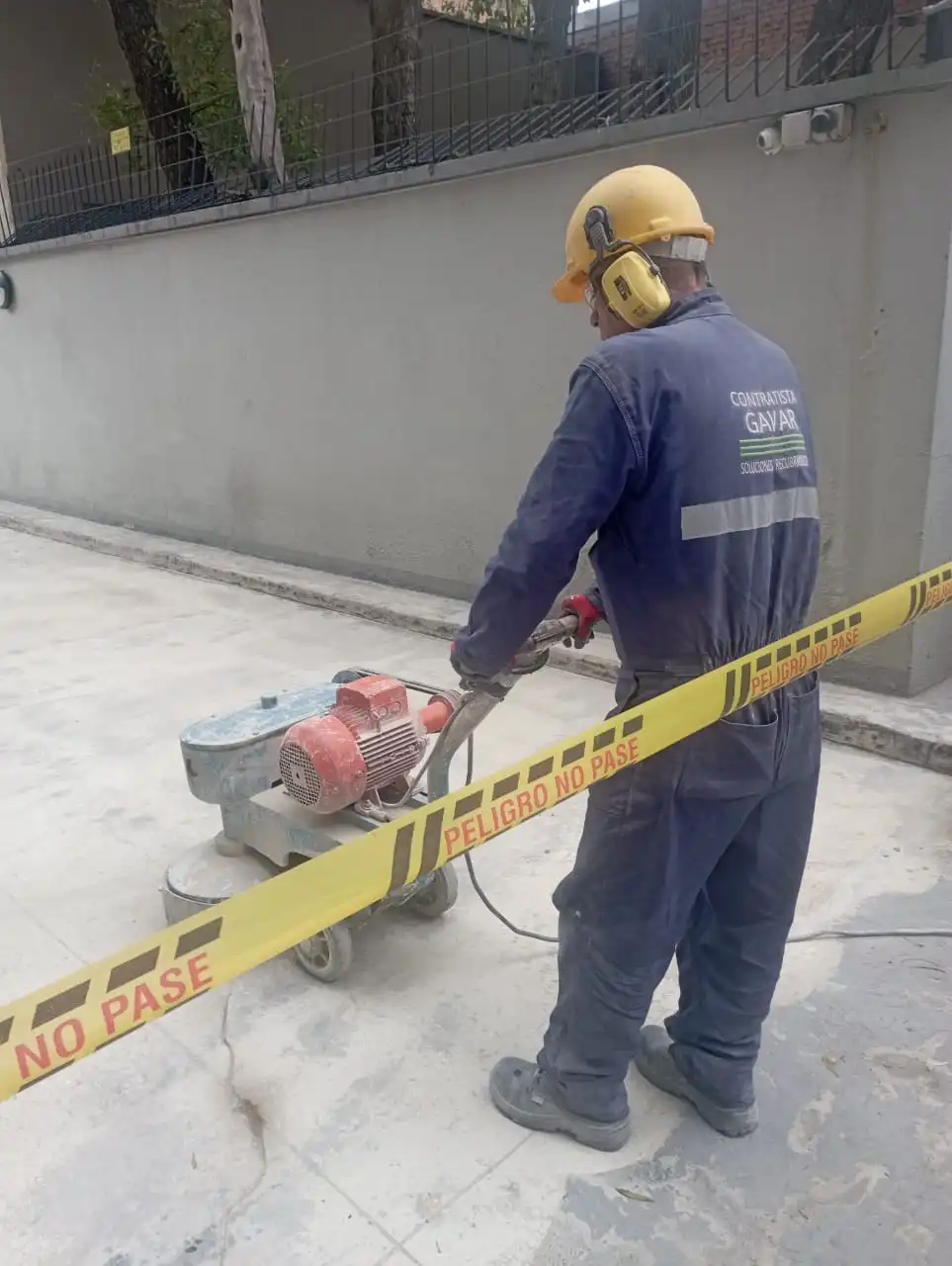 Pisos industriales y deportivos