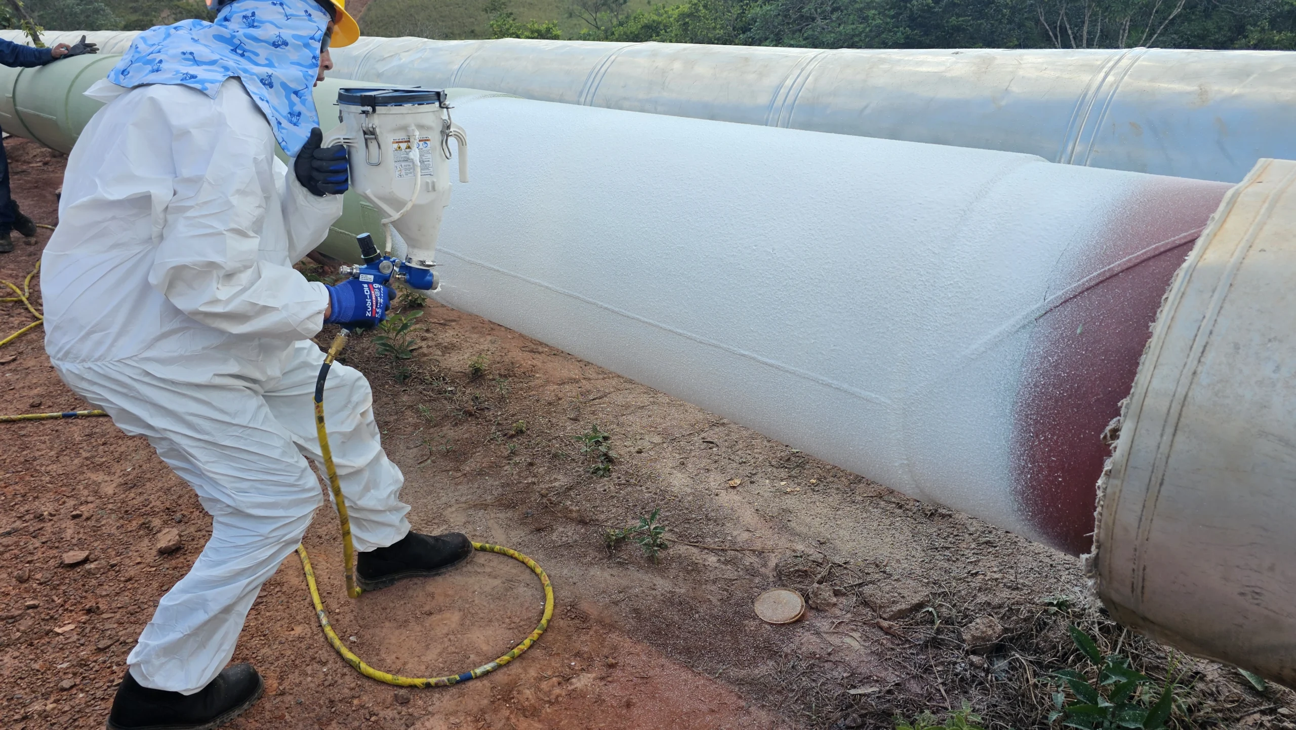 Proceso de aplicación de aislamiento térmico industrial